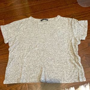 BRANDY MELVILLE GRAY TEE-SHIRT